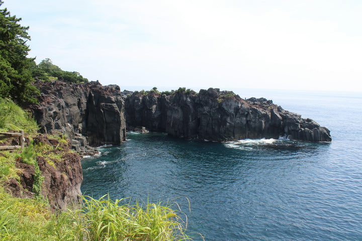 城崎海岸 火山熔岩断崖与太平洋